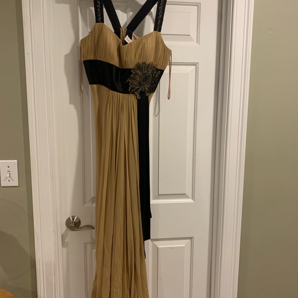 Barbara Katz beautiful size 12 long cocktail dress